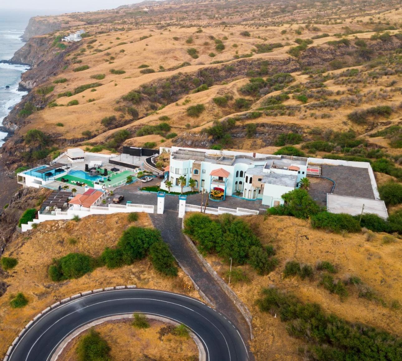 The View Hotel Sao Filipe Exterior photo