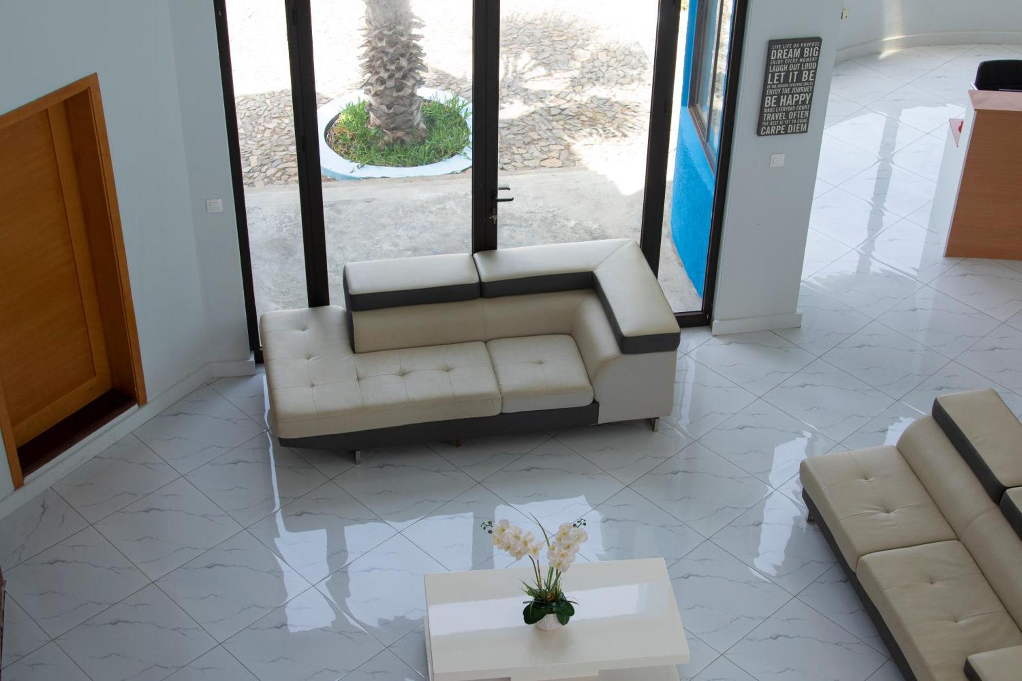 The View Hotel Sao Filipe Exterior photo